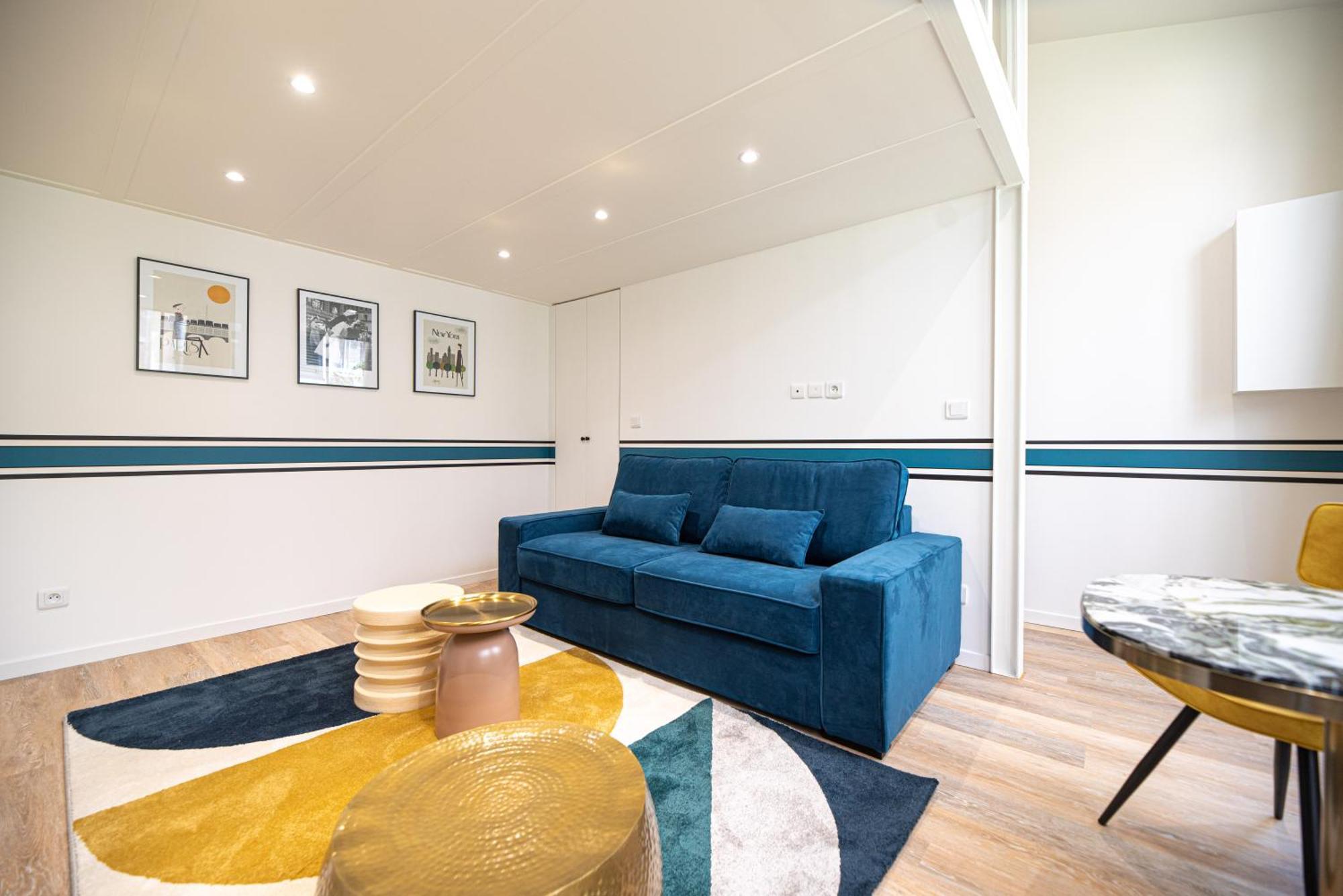 Loft In Paris Apartment Room photo