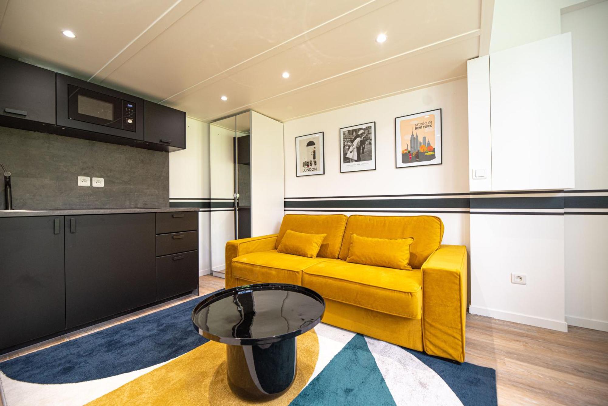 Loft In Paris Apartment Room photo